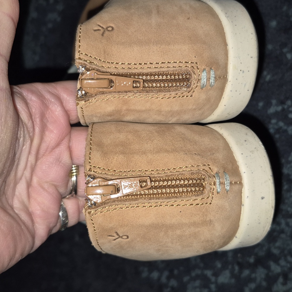 Mud Australia Tan and Gray Suede T-Strap Sandals with Ankle Buckle - Picture 3 of 5
